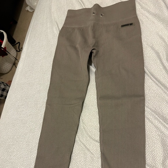 Leggings - Picture 1 of 2